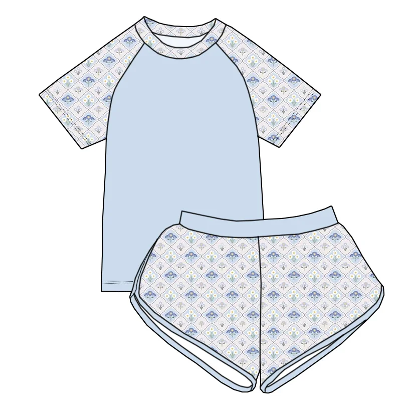 Cozy winter romper suit for babies, perfect for bulk wholesale orders. Ideal for retailers seeking quality, warm baby apparel.