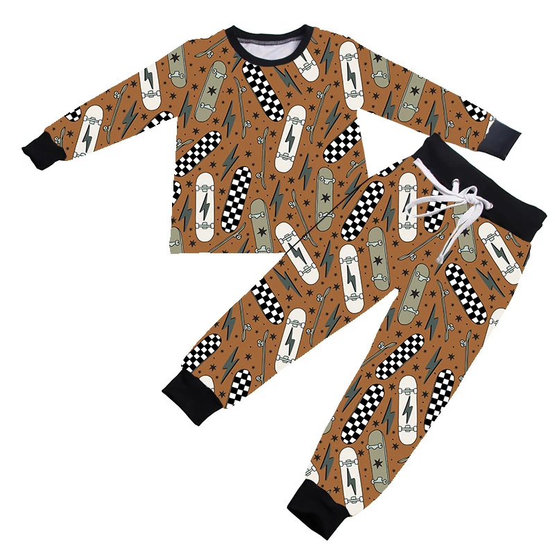 Adorable baby bear zipper pajamas with bamboo fabric, perfect for spring. Wholesale babywear for retailers. Shop now during the spring sale!