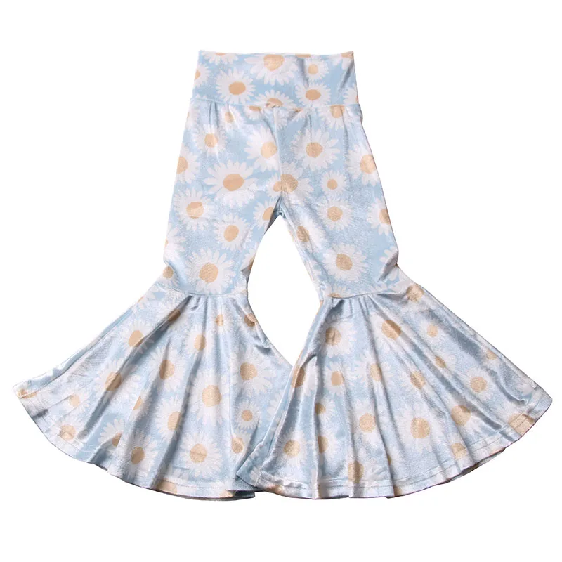 Soft and stylish newborn rompers in bulk, perfect for B2B wholesale buyers seeking premium baby clothing solutions.