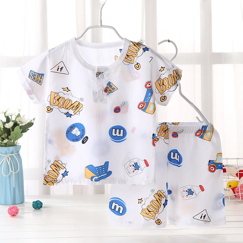 Cozy bamboo pajama set for kids in soft, eco-friendly fabric – perfect for B2B wholesale orders and sustainable retail.