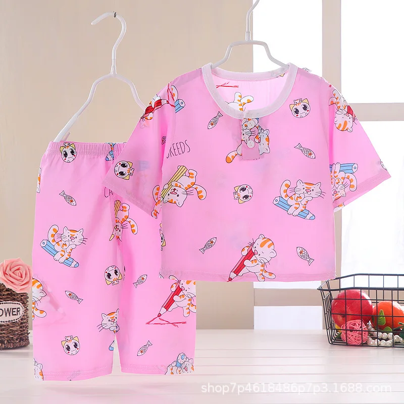 Wholesale bamboo pajamas in trendy camo design, offering sustainable comfort and style for eco-conscious retailers and boutique owners.