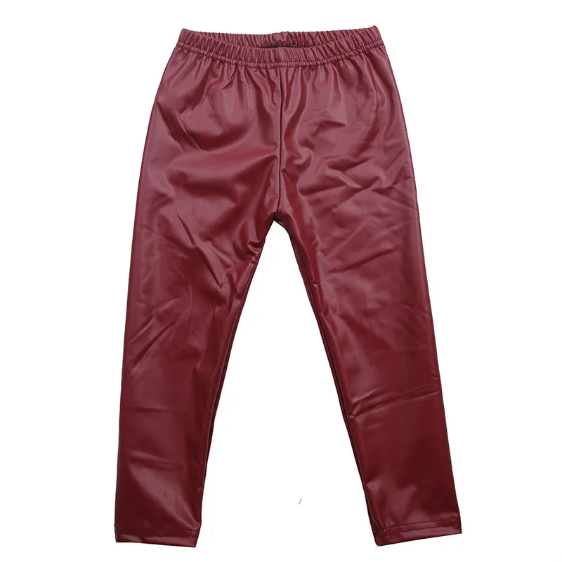 Soft bamboo kids pajamas set in vibrant colors, perfect for eco-conscious B2B wholesalers seeking sustainable children's sleepwear options.