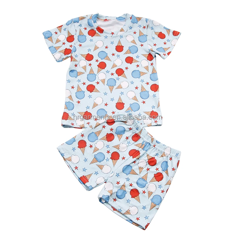 Stylish women’s bamboo print pajamas, perfect for eco-conscious brands. Wholesale custom designs tailored for retail businesses seeking sustainable sleepwear.