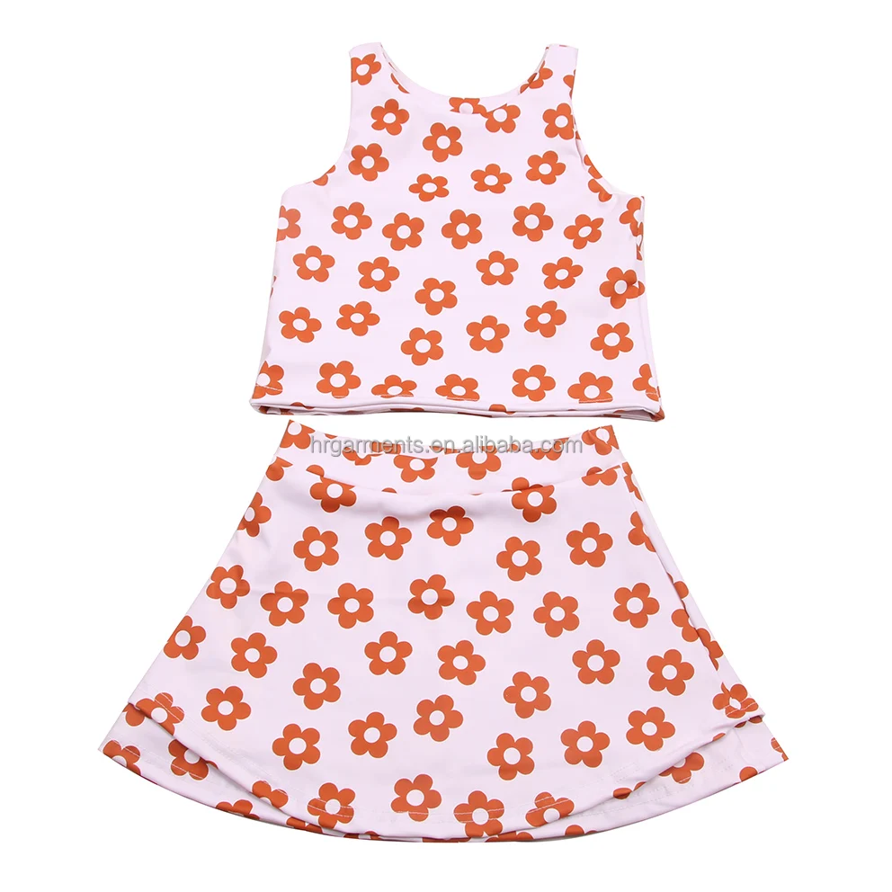 Cozy baby rompers in soft fleece fabric, perfect for bulk wholesale orders. Ideal for retailers seeking quality infant clothing.