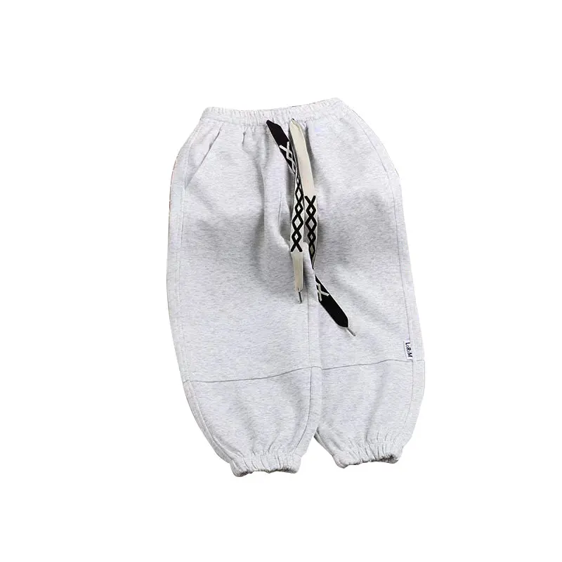 Soft bamboo baby romper for wholesale. Eco-friendly, breathable, and perfect for retailers seeking high-quality baby clothing in bulk.