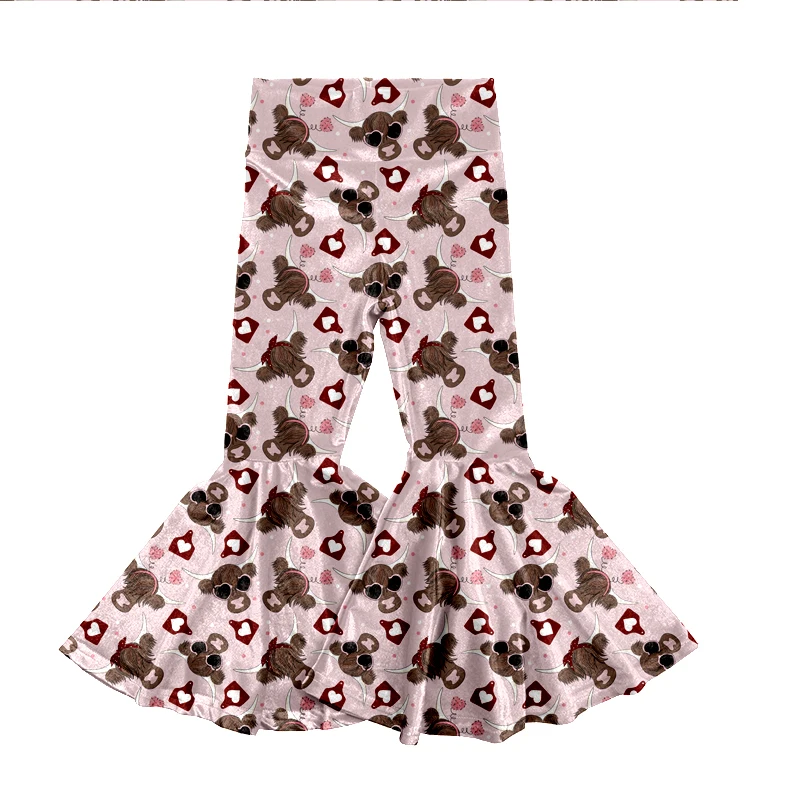 Wholesale newborn rompers: Soft, full-body sleepsuits for comfortable sleep, ideal for retailers seeking quality baby apparel.