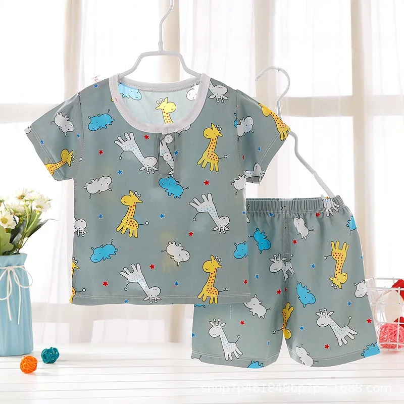 Wholesale kids’ rompers in vibrant designs, perfect for retailers seeking comfortable, high-quality baby and toddler clothing for their store.