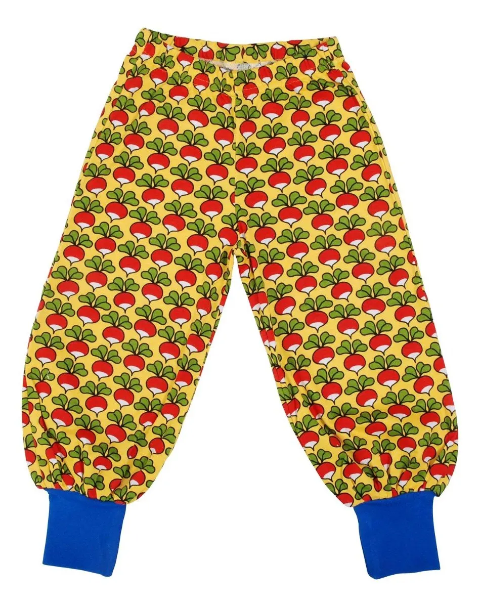 Eco-friendly bamboo children’s clothing showcased for B2B wholesale buyers, highlighting sustainable fashion solutions for retailers and distributors.
