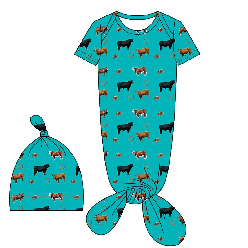 Festive Christmas Mickey bamboo pajamas in bulk for wholesale – soft, sustainable sleepwear perfect for holiday retail collections.